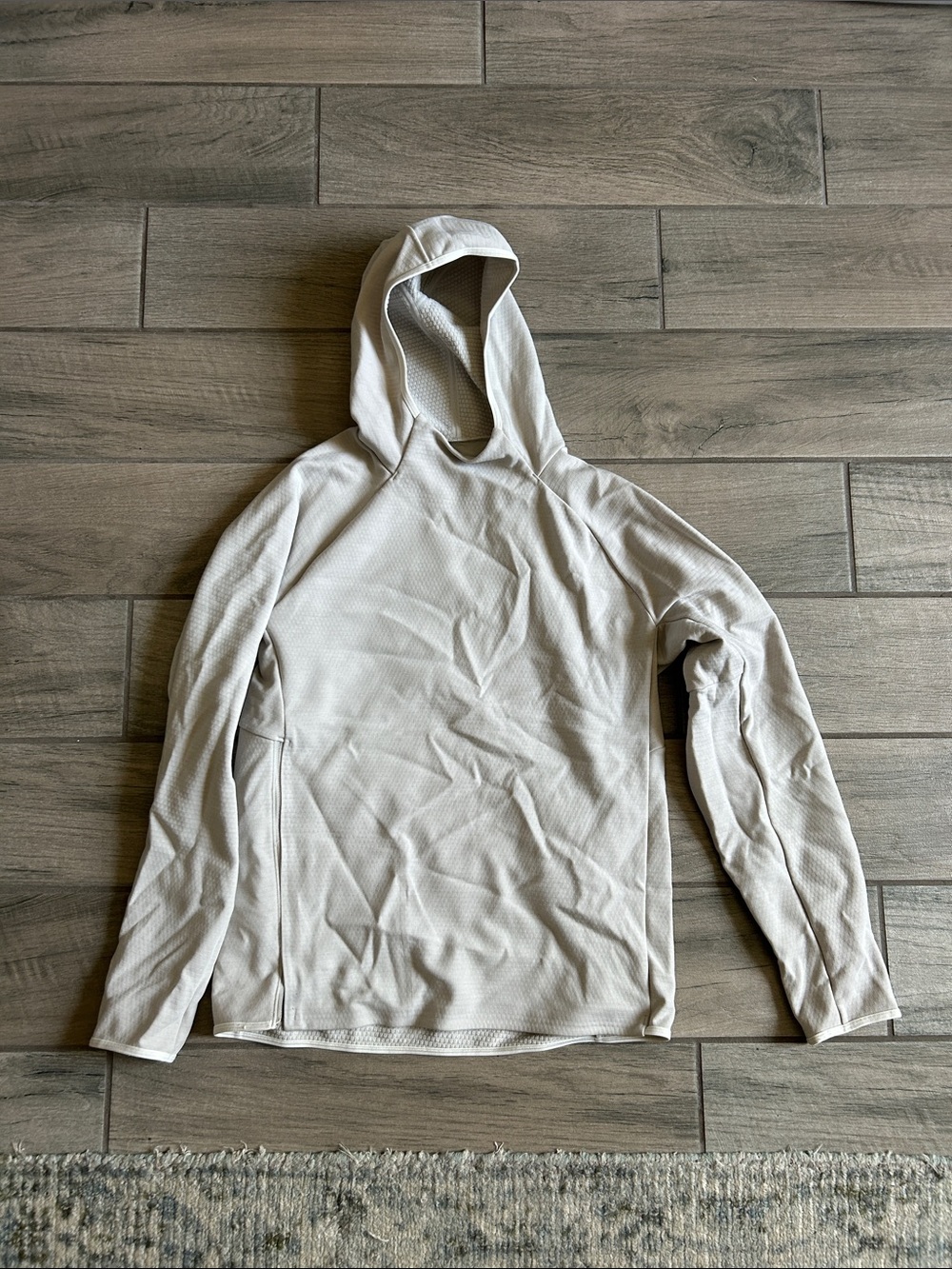 lululemon athletica Light Gray Men's Lightweight Hooded Pullover